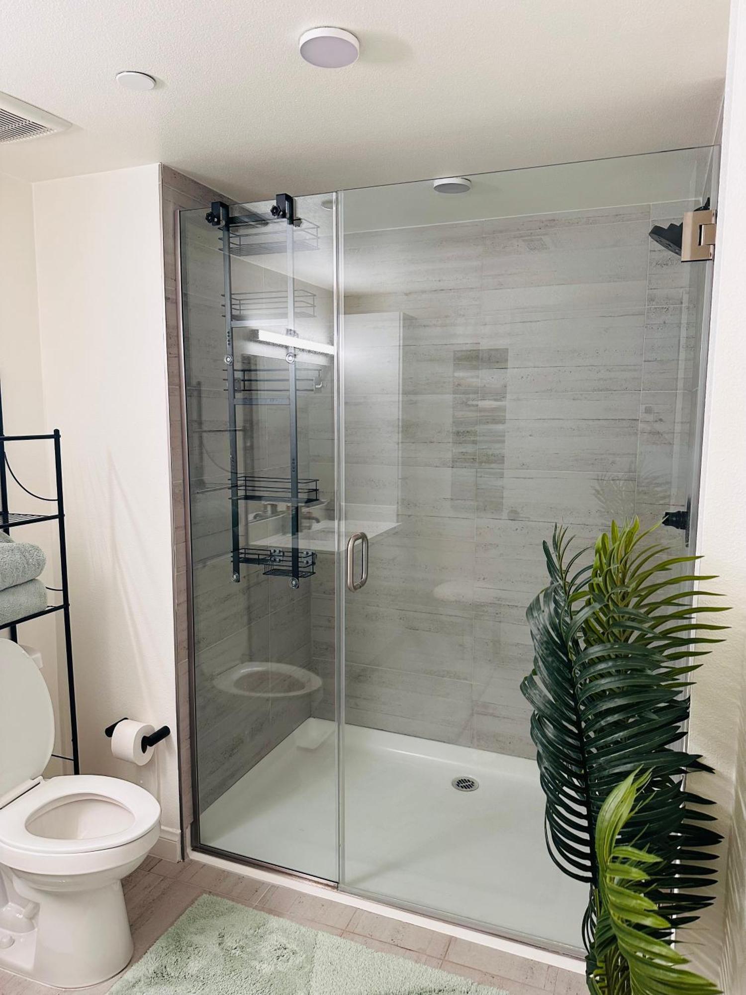 Apartment Glam By The Hollywood Sign 2 Bed With Free Ev Parking, Pool, Gym Los Angeles